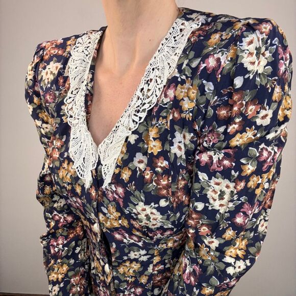 Vintage 80s 90s Floral Dress w/ Lace Collar Puff Sleeves, Romantic Prairie Style - Picture 2 of 11
